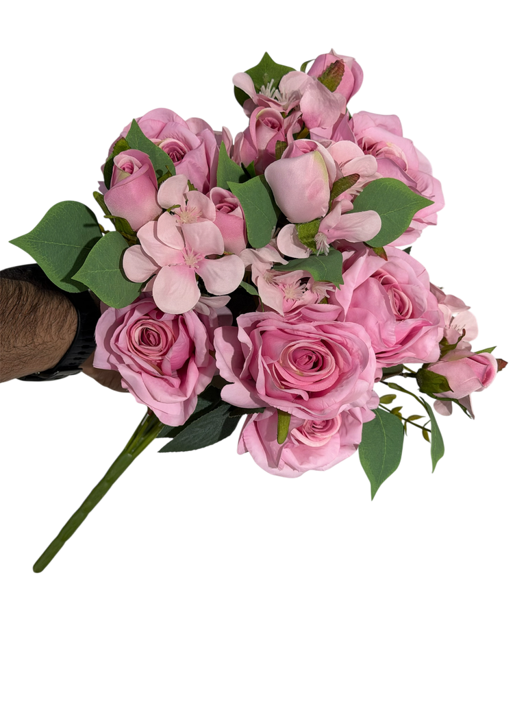 وردة صغيرة بنفسجية